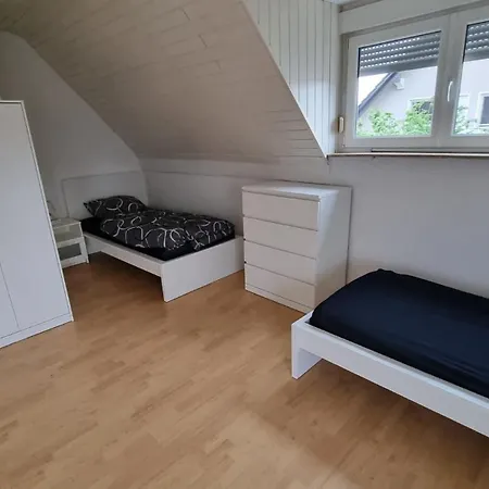 Haus 15 Minuten Von Frankfurt Hbf * Ханау-на-Майне